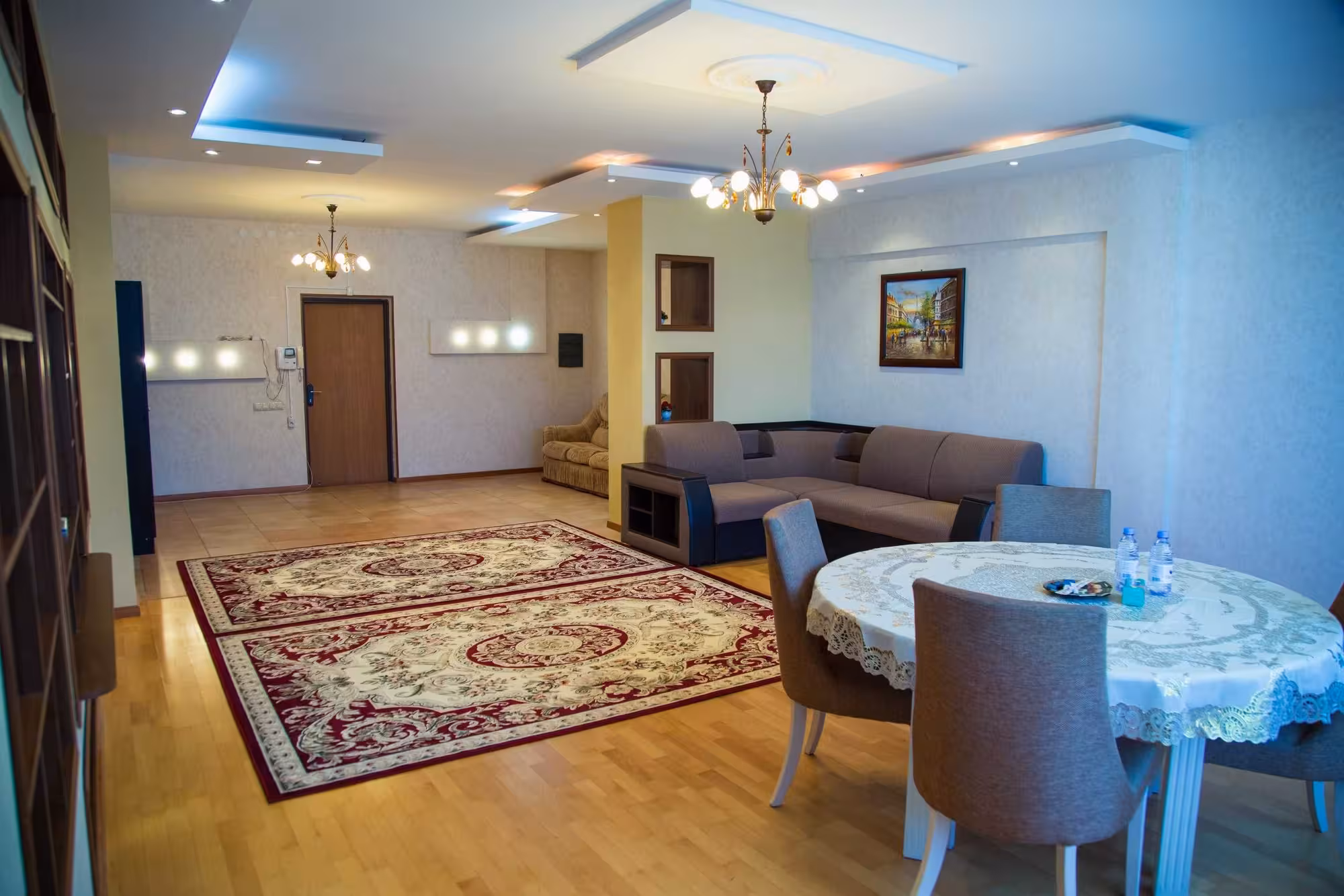 2х ком посуточно по ул Кунаева 14Д (11 / 22)