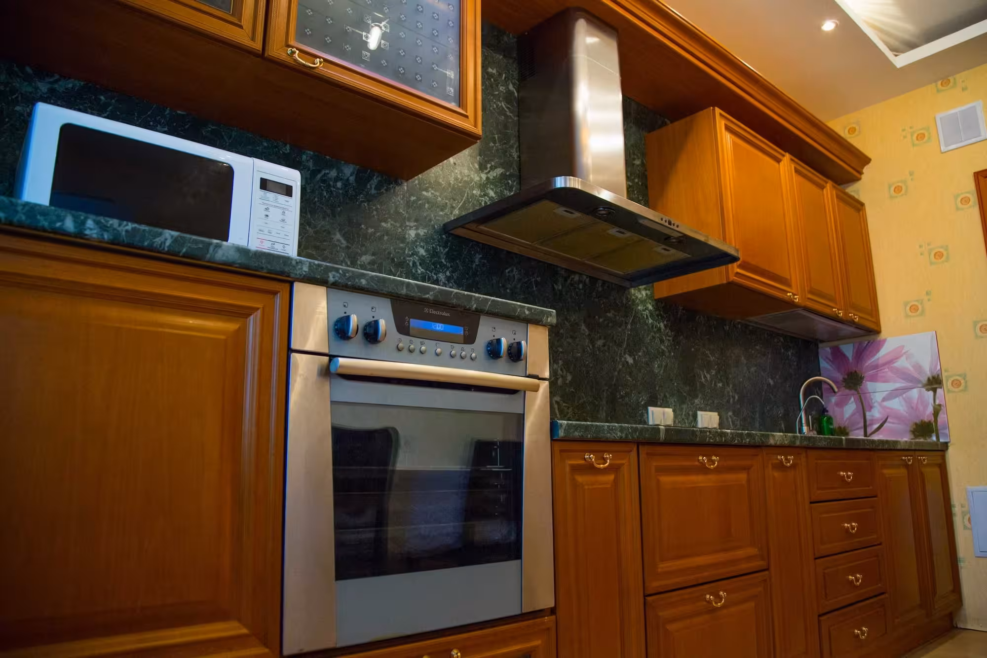 2х ком посуточно по ул Кунаева 14Д (16 / 22)