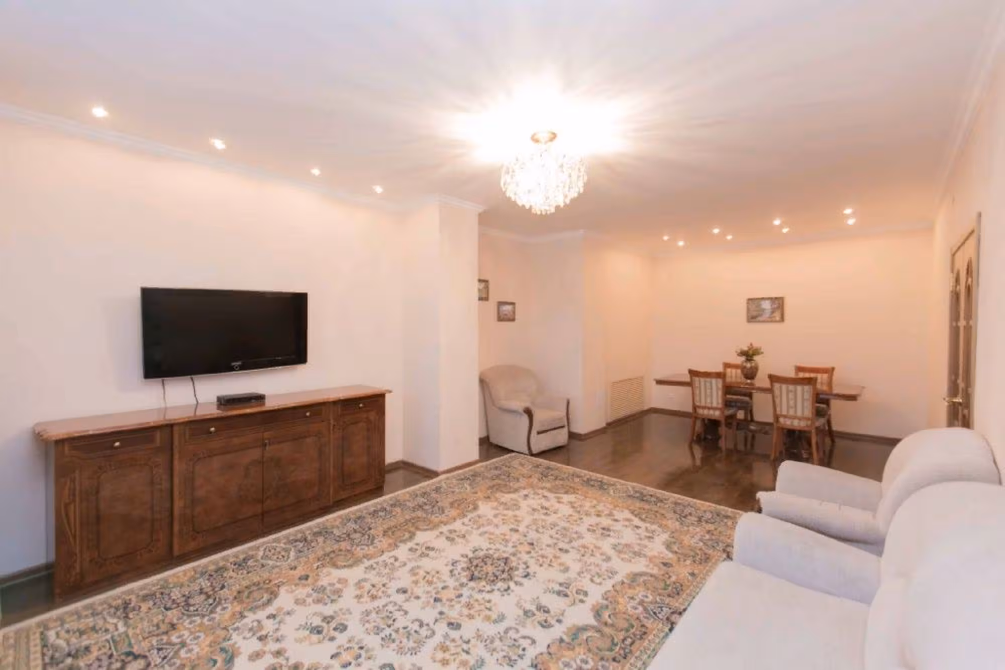 2х ком в ЖК Дипломат ул Сарайшык 34 (9 / 22)