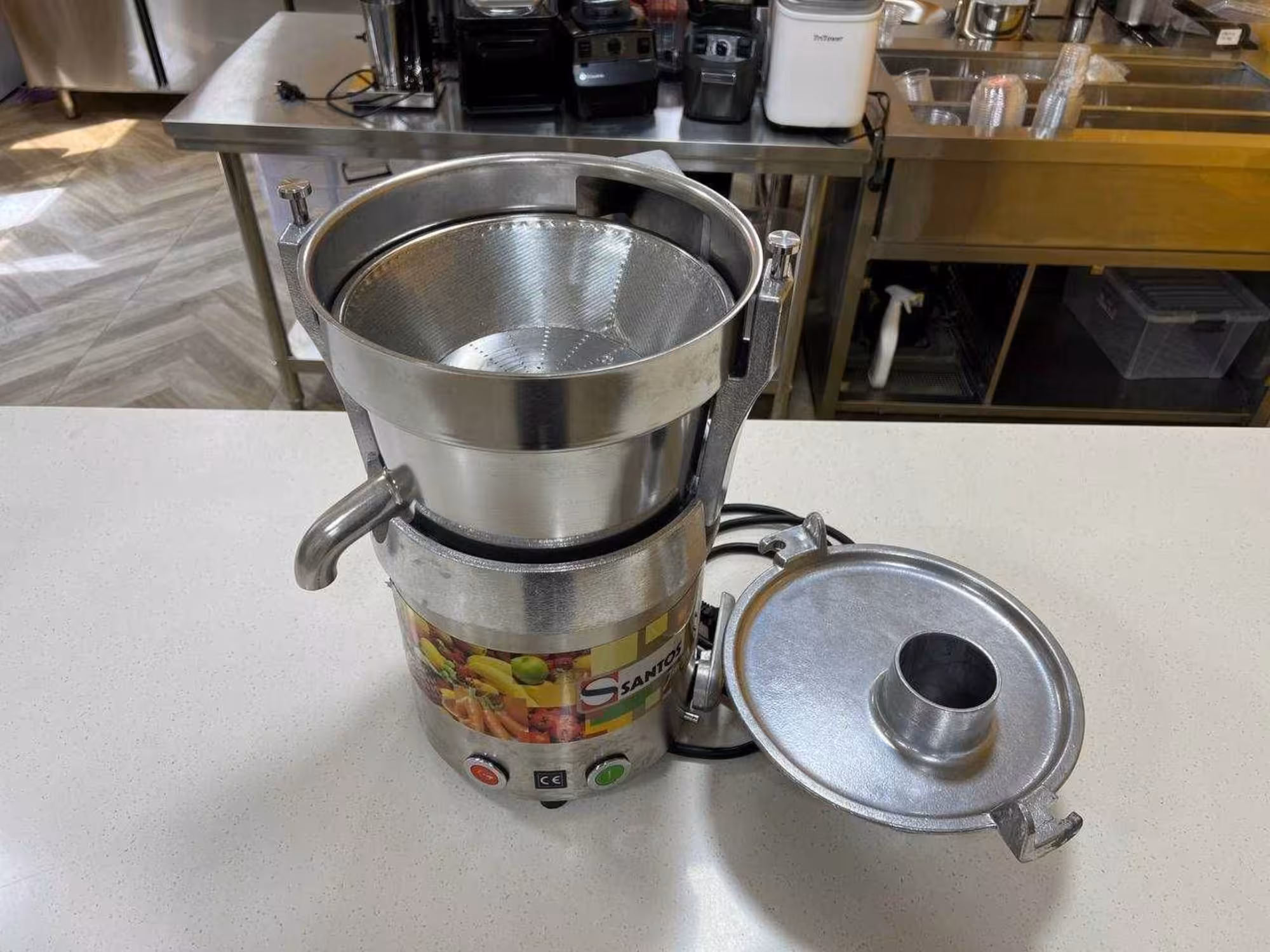 Соковыжималка santos 28a cg330 (5 / 7)