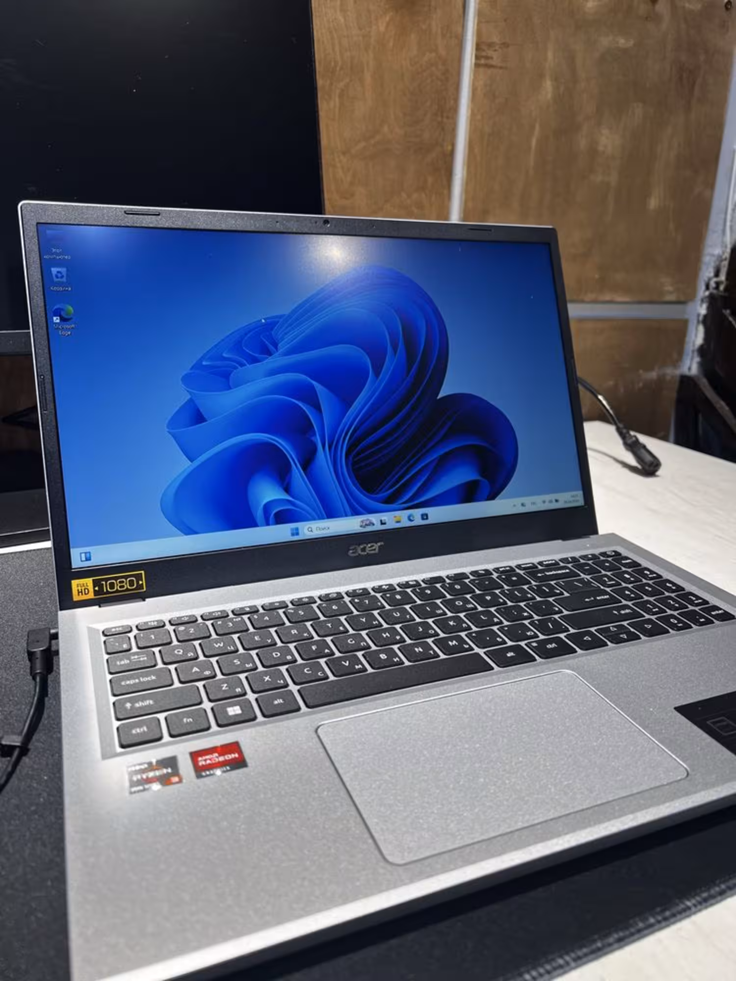 Ноутбук Acer Aspire 3 Ryzen 3 / 8GB / SSD 512GB (1 / 4)