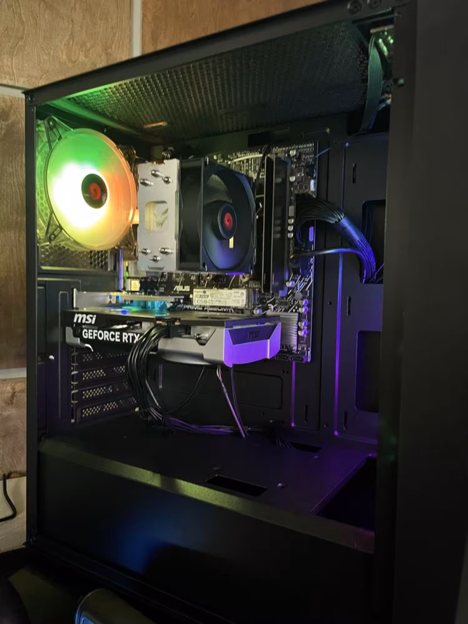 Игровой компьютер Ryzen 5 8400f озу 32gb ddr5 Rtx 5050 8gb ssd 500gb (2 / 6)