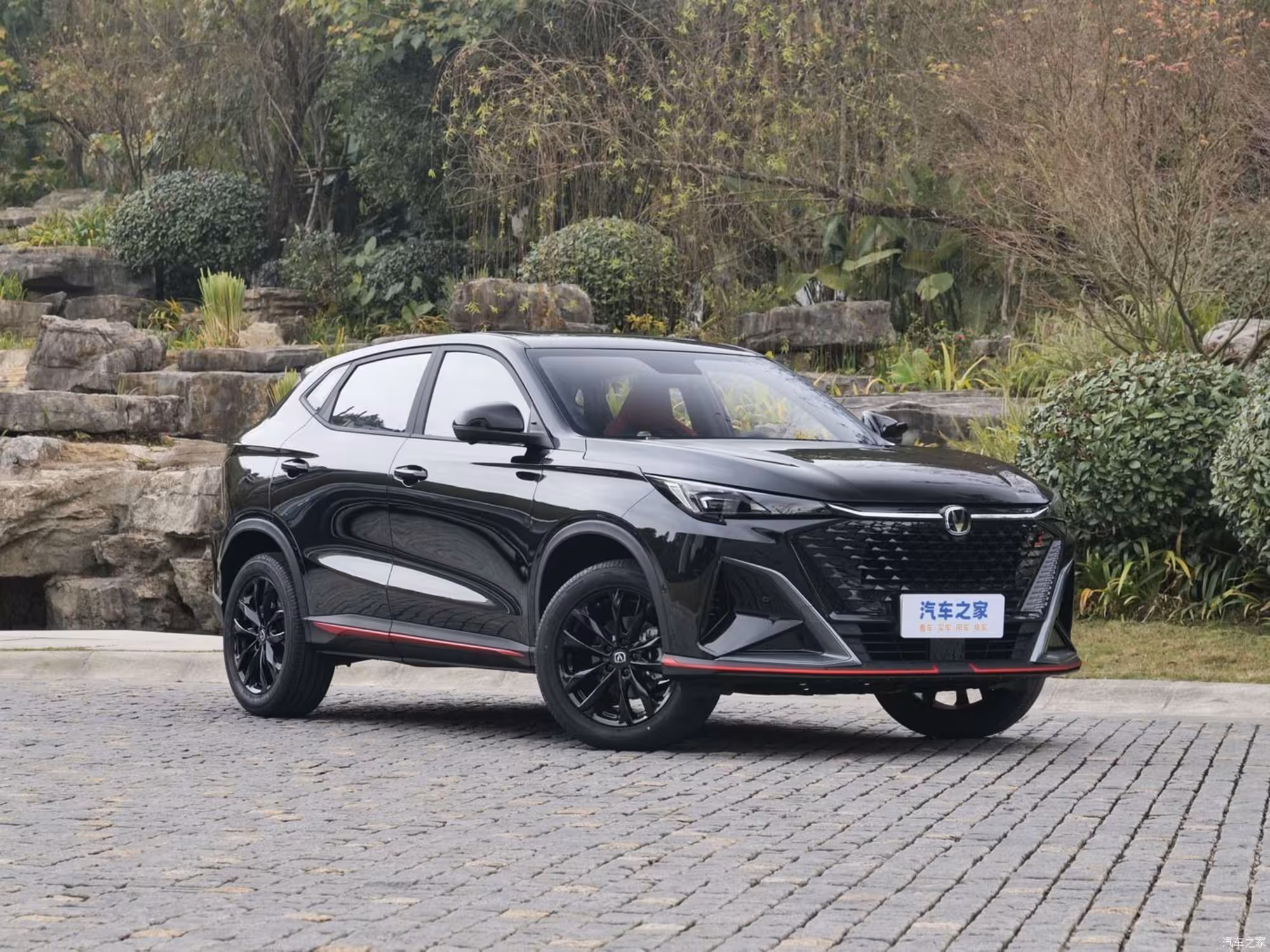 Changan X5 PLUS 2025 — Все цвета и комплектации в наличии! (1 / 8)