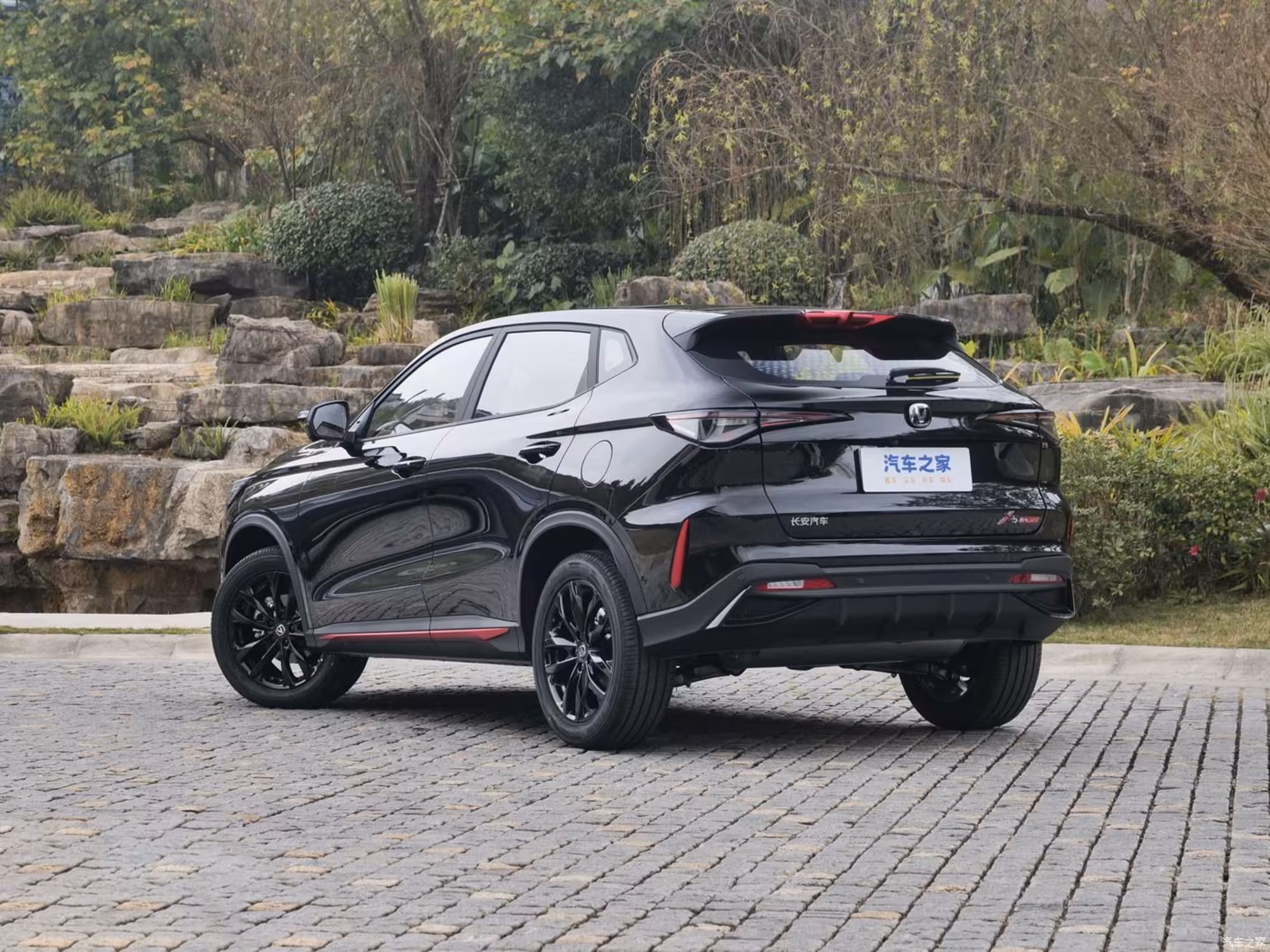 Changan X5 PLUS 2025 — Все цвета и комплектации в наличии! (3 / 8)