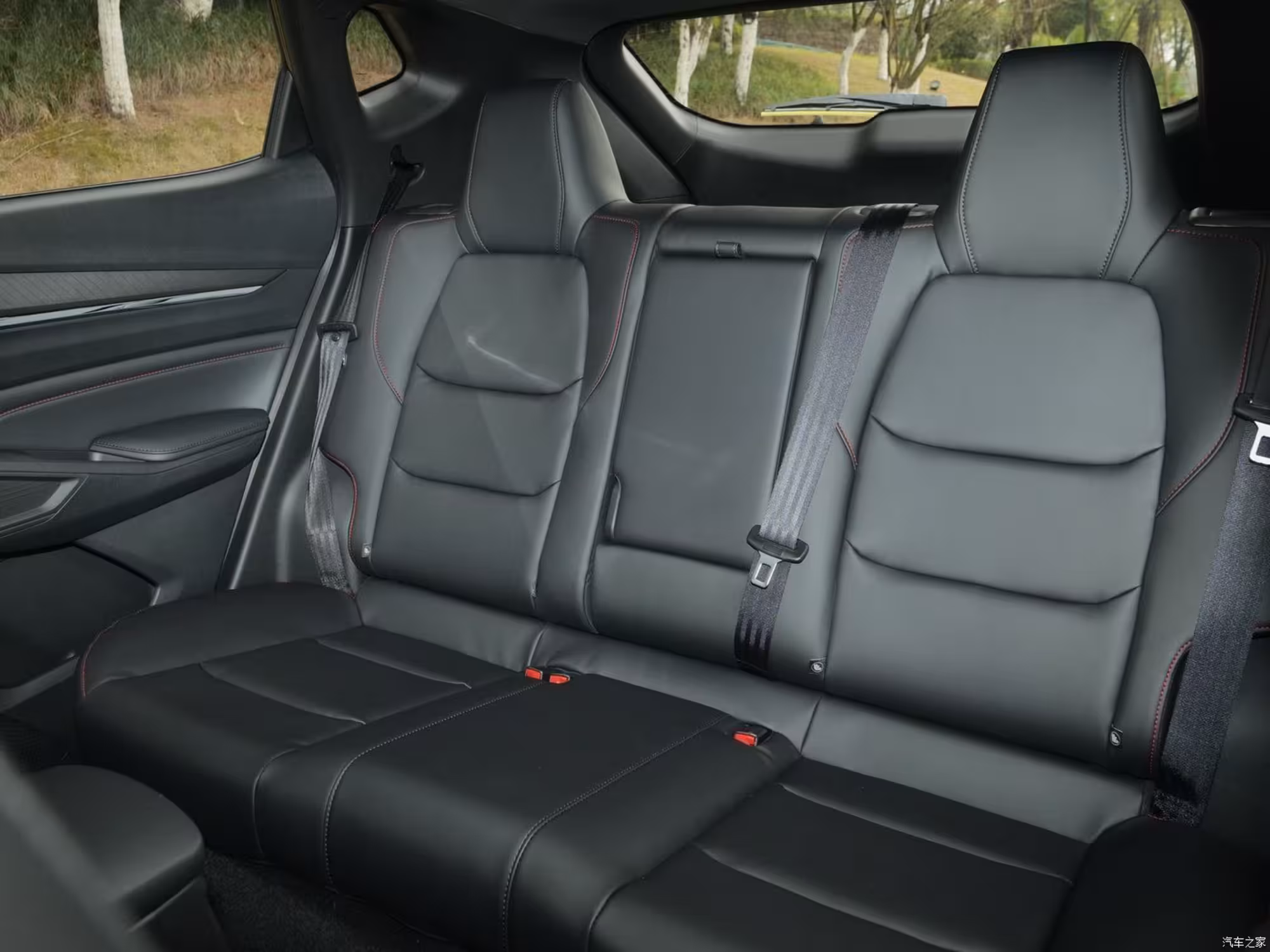 Changan X5 PLUS 2025 — Все цвета и комплектации в наличии! (7 / 8)