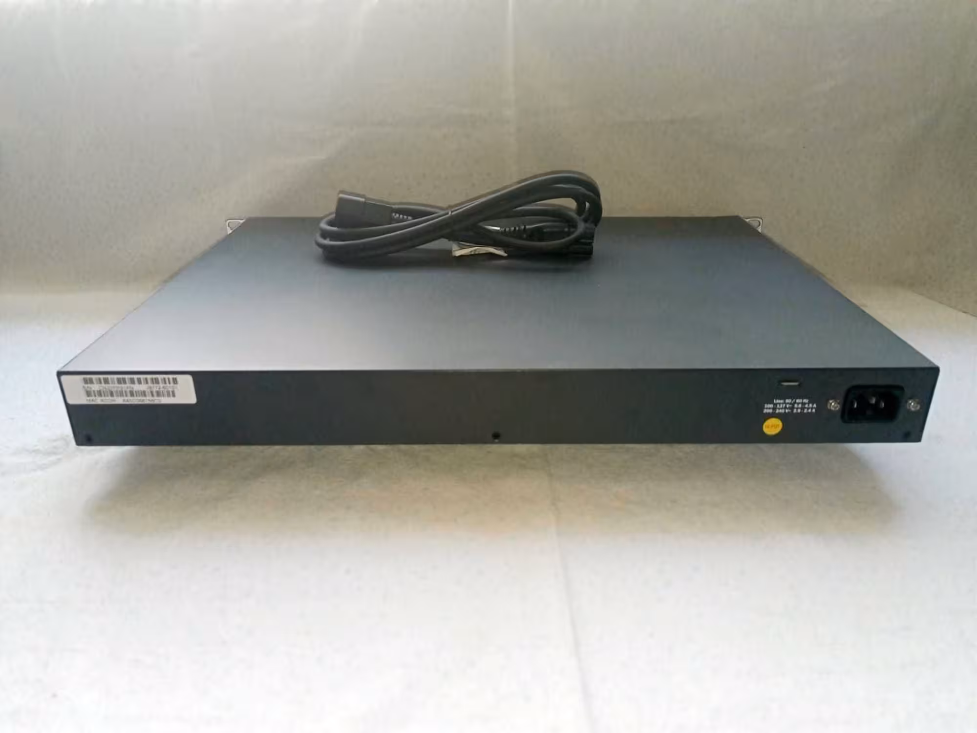 Коммутатор HP 2530-48G-PoE+ (J9772A), 48xGE, 4xSFP, PoE+, Layer 2 (3 / 7)