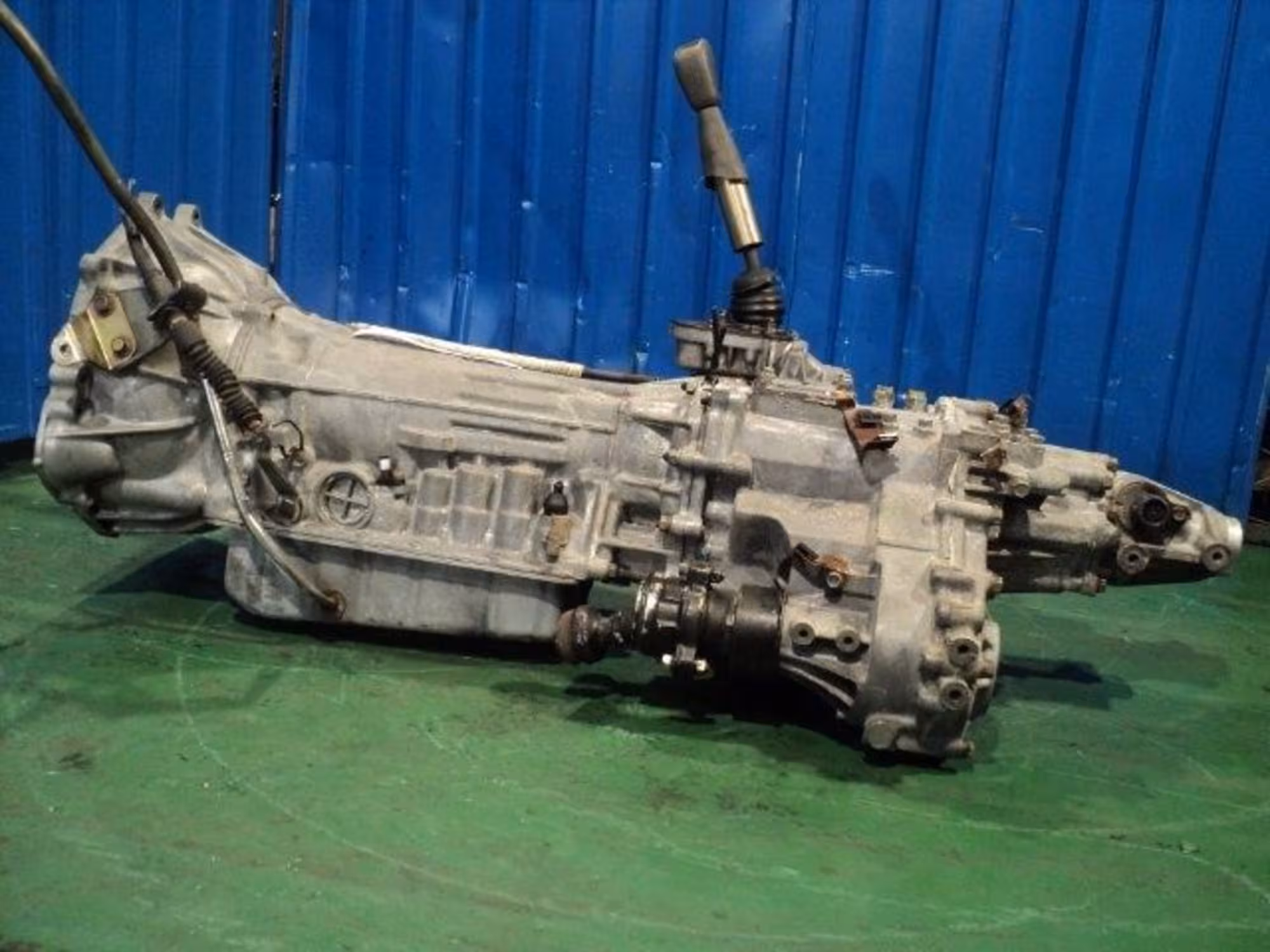 АКПП на Mitsubishi Pajero 3.0 6G72 (1 / 5)
