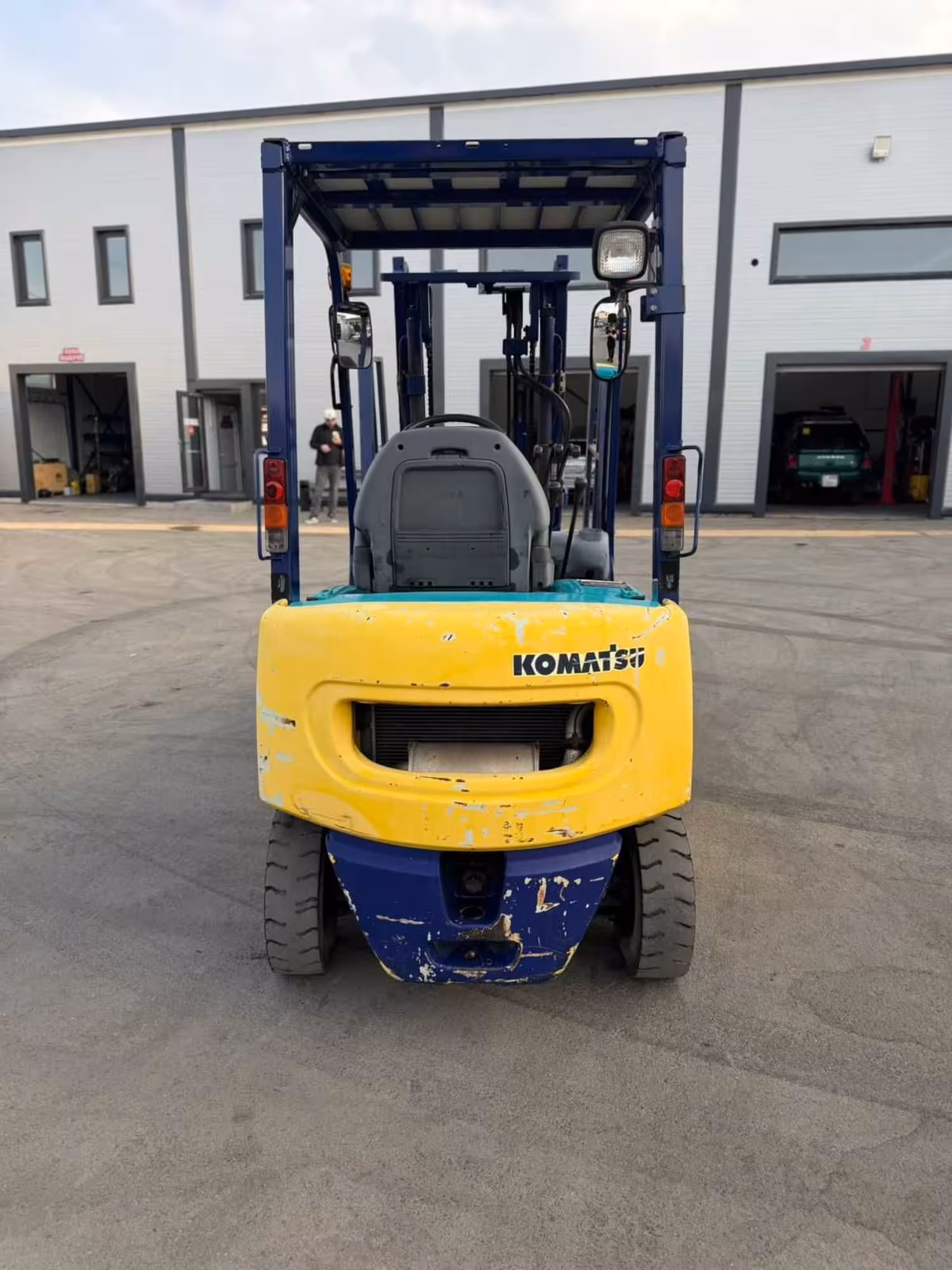 Вилочный погрузчик Komatsu 1.5 T (1 / 5)