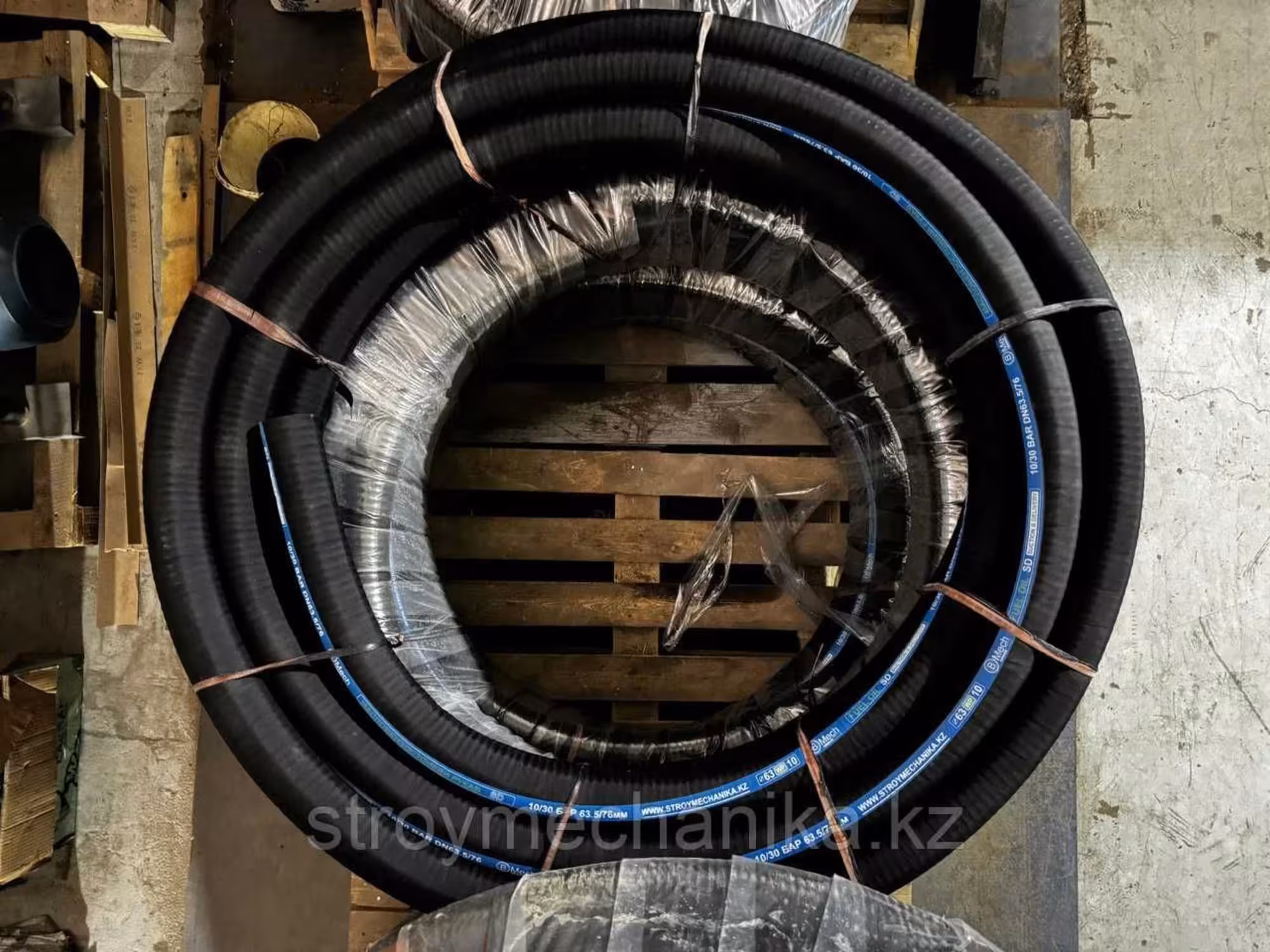 Шланг Рукав Bmech SD для бензовозов МБС 65 мм (1 / 3)