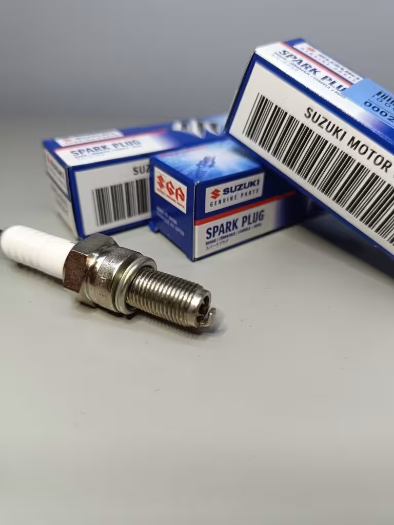 Свеча зажигания Suzuki CR8E Denso U24ESR-N (2 / 4)