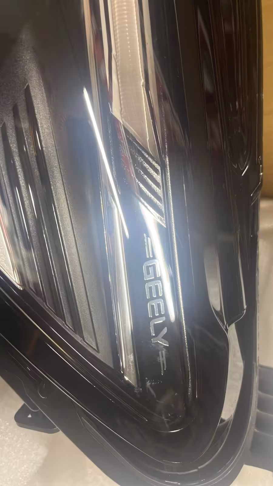 Передние фары на Geely Emgrand (3 / 4)