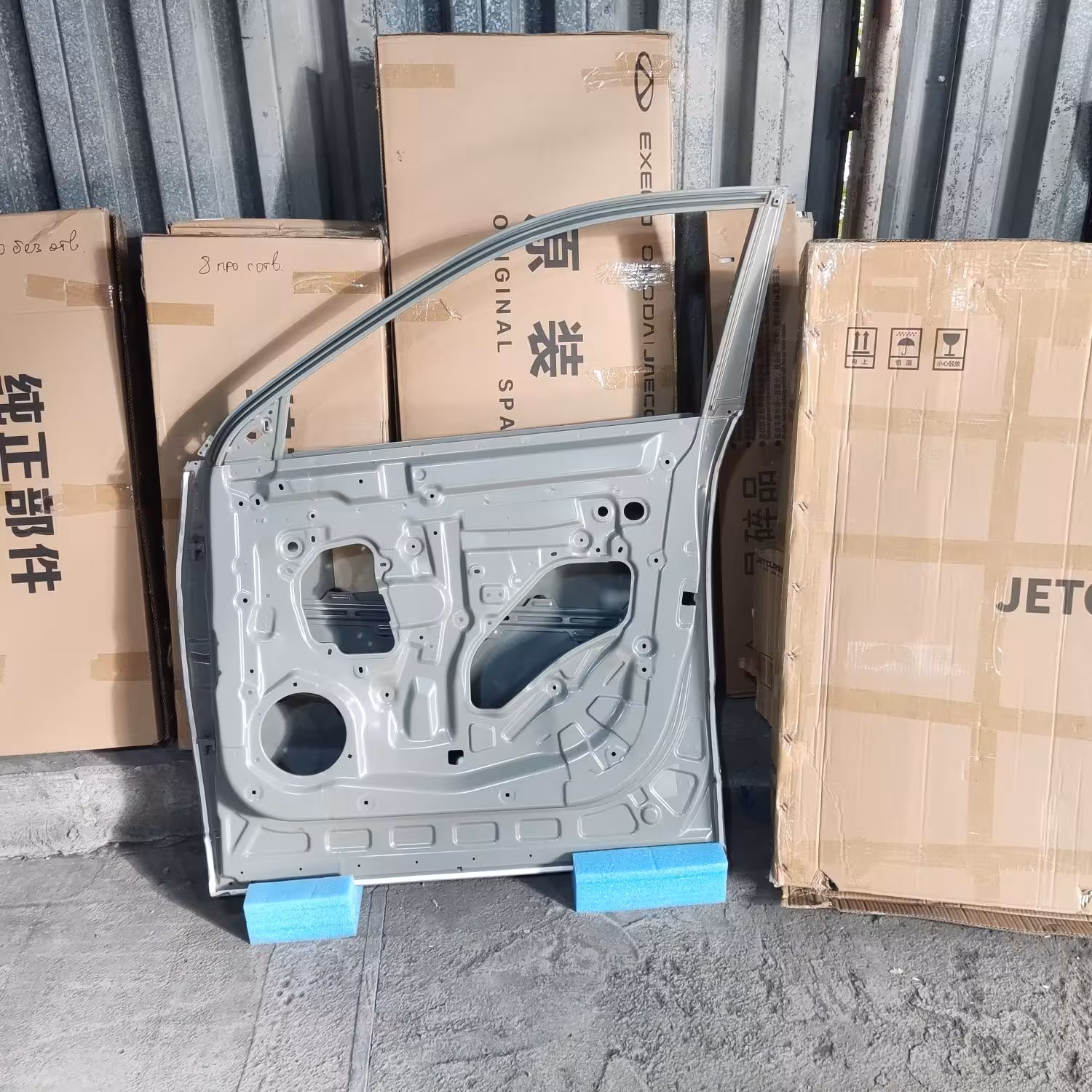 Дверь передняя правая Jetour X70 plus (4 / 6)