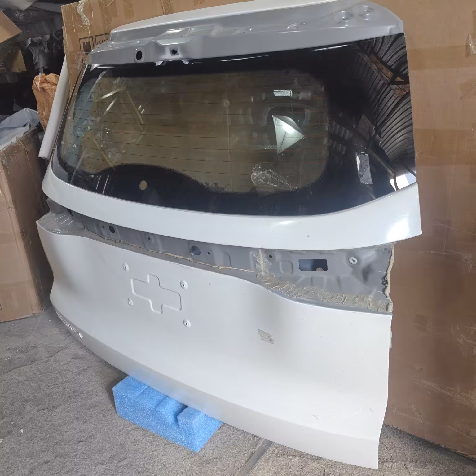 Багажная дверь Chery TIGGO 4 (3 / 6)