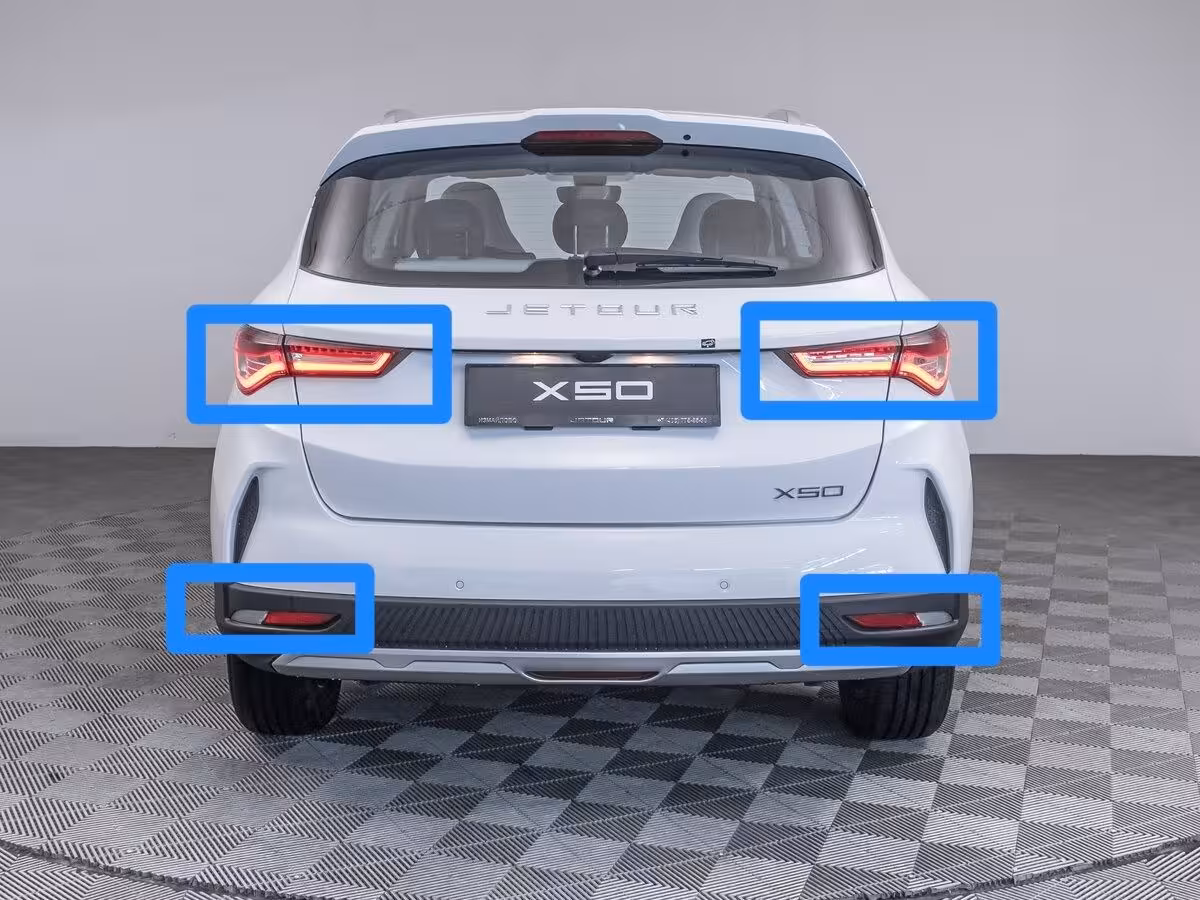 Фонарь Jetour X50 (1 / 8)