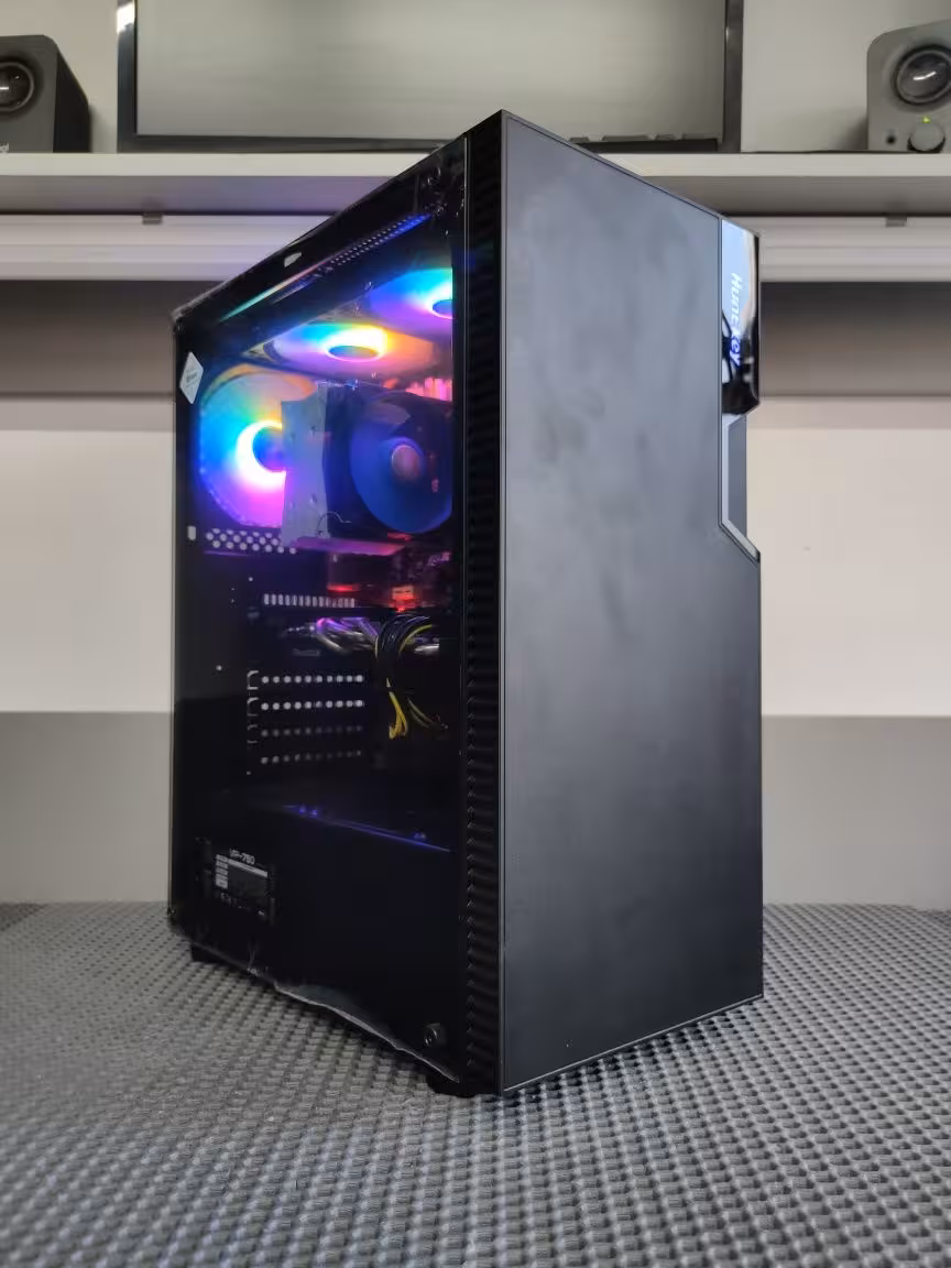 Игровой ПК i7-4770K/ R9 270X 2GB/ 16GB D3/ SSD 240GB/ HDD 500GB/ 750W (1 / 3)