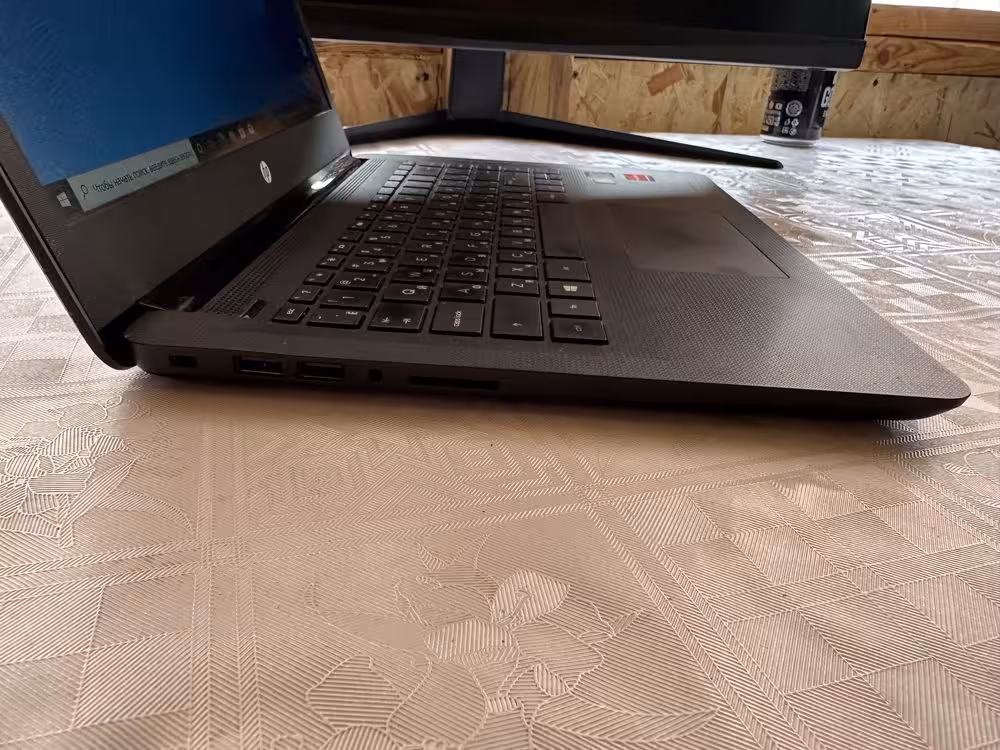 Ноутбук intel Core i5-8250U/ОЗУ 8Gb/SSD 256Gb/Video R7 M340 2Gb GDDR5 (5 / 7)