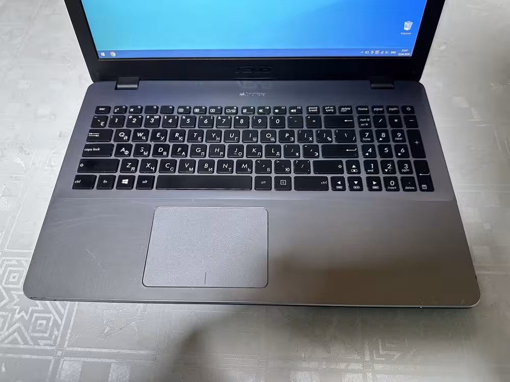 Игровой ноутбук intel Core i5-7200U/ОЗУ 8Gb/SSD/HDD/MX 930 2Gb GDDR5 (3 / 7)