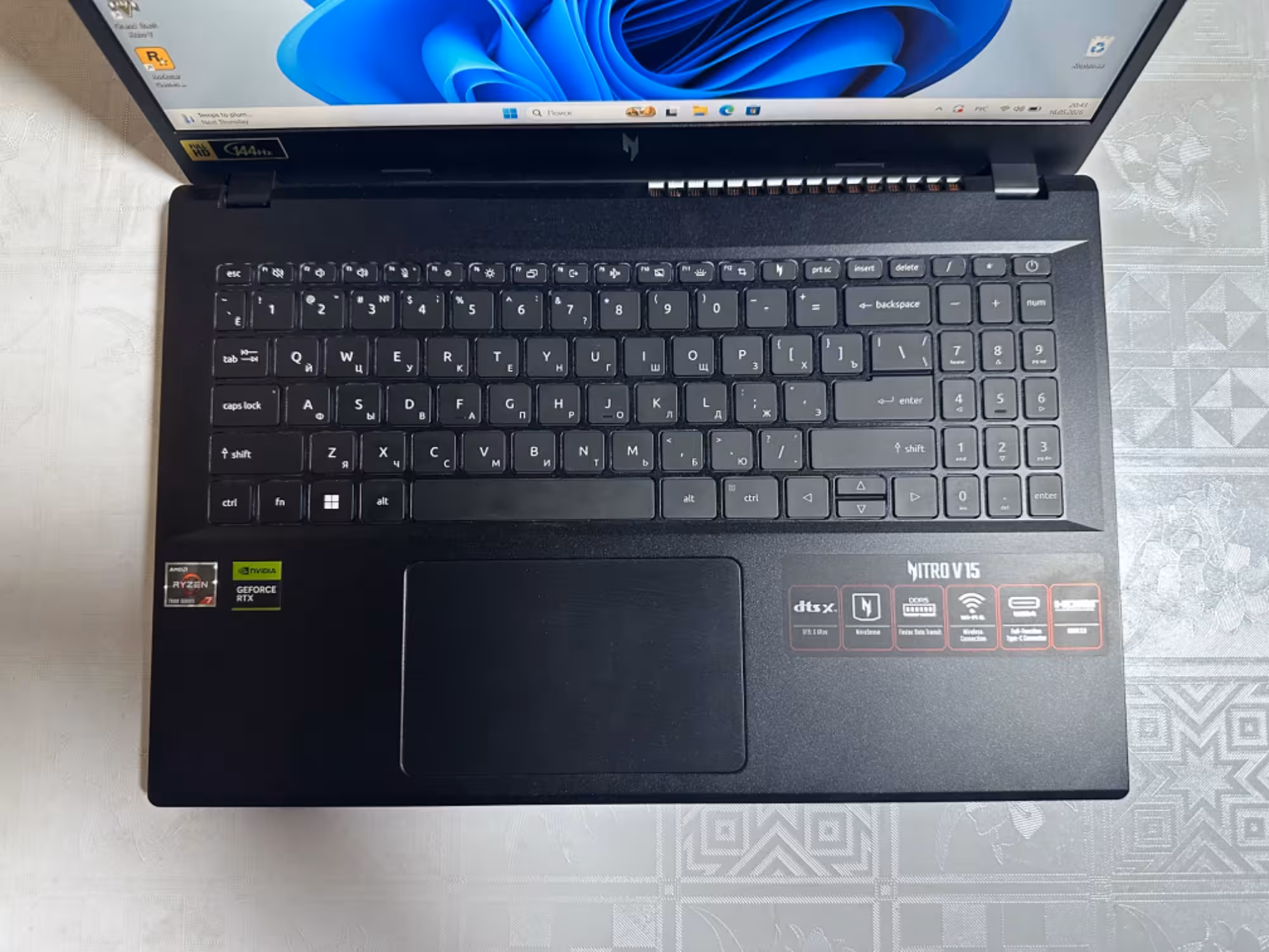 Игровой ноутбук AMD Ryzen 7-7735HS/16Gb/SSD 512Gb/RTX 3050 6Gb GDDR6 (3 / 8)
