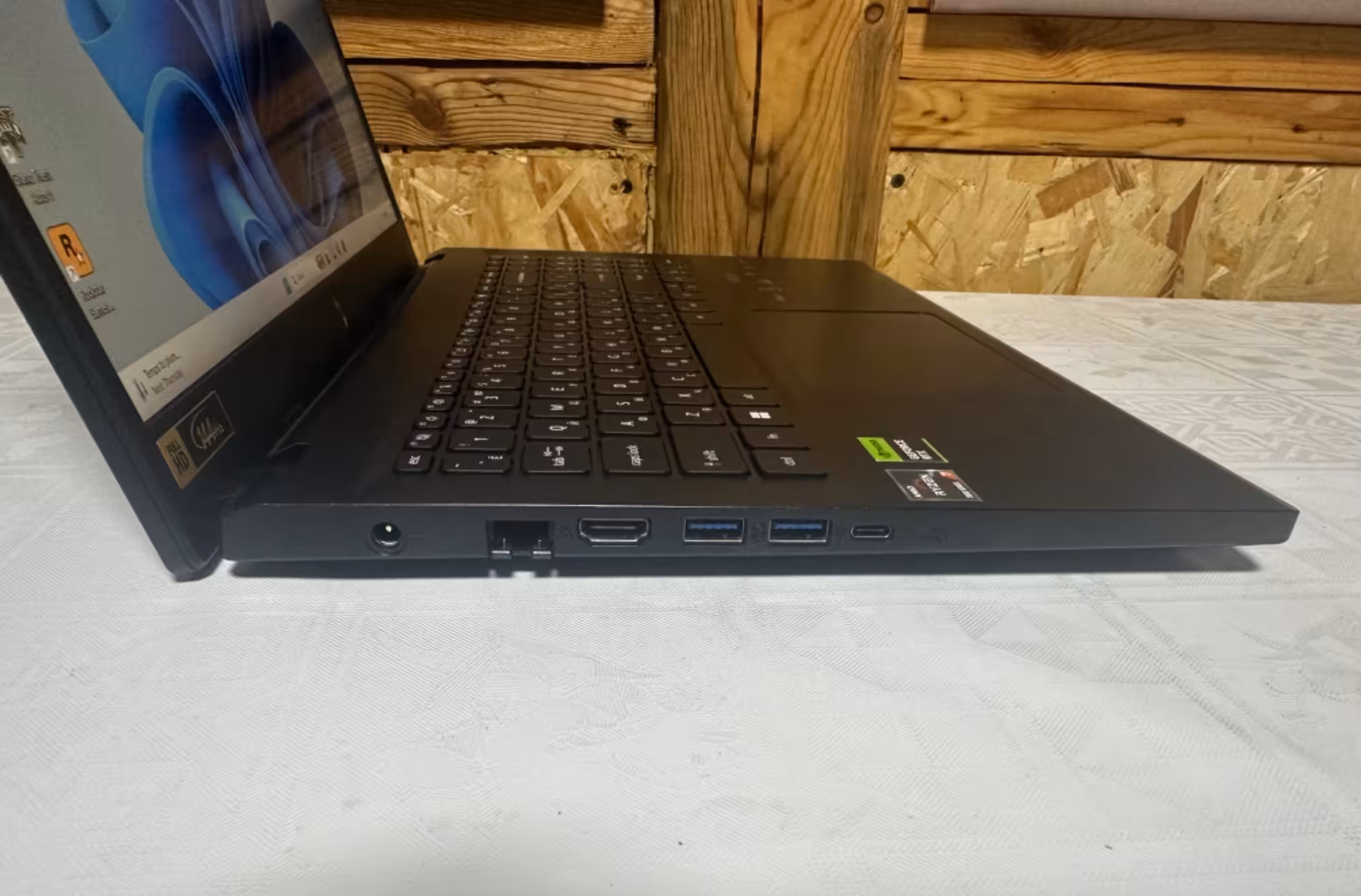 Игровой ноутбук AMD Ryzen 7-7735HS/16Gb/SSD 512Gb/RTX 3050 6Gb GDDR6 (4 / 8)