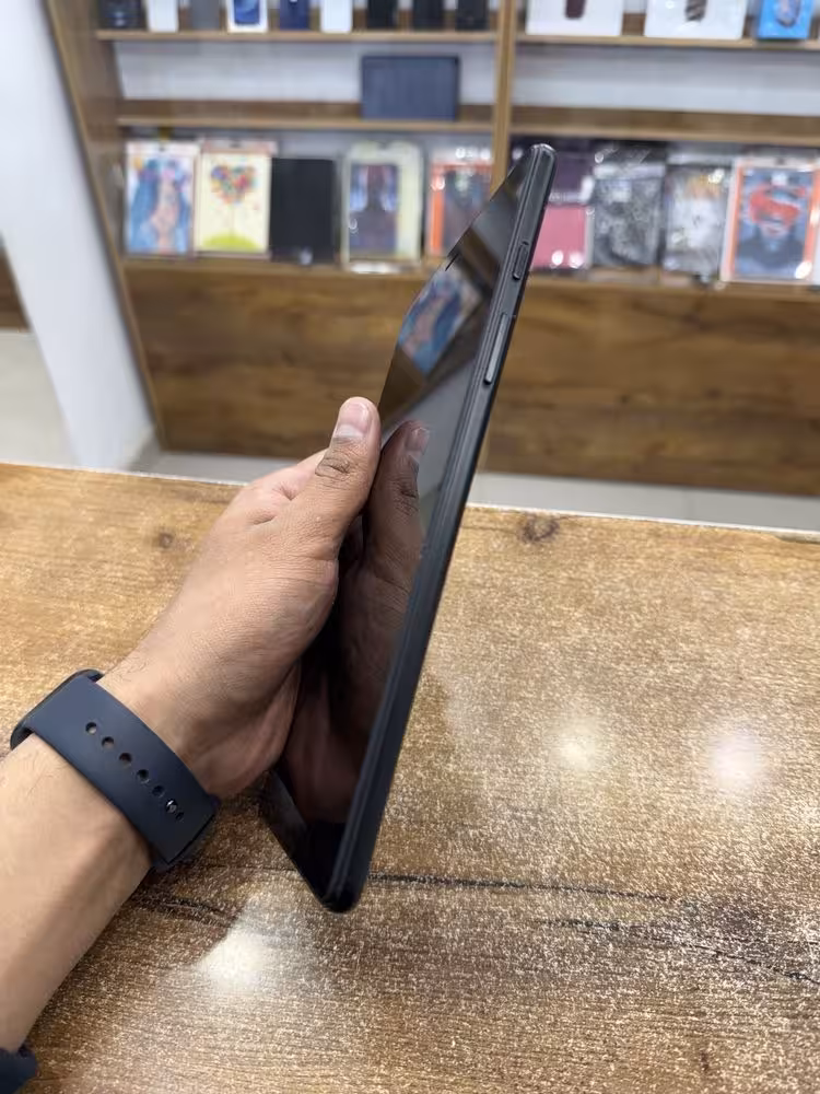 Планшет Samsung Galaxy TAB A (4 / 6)