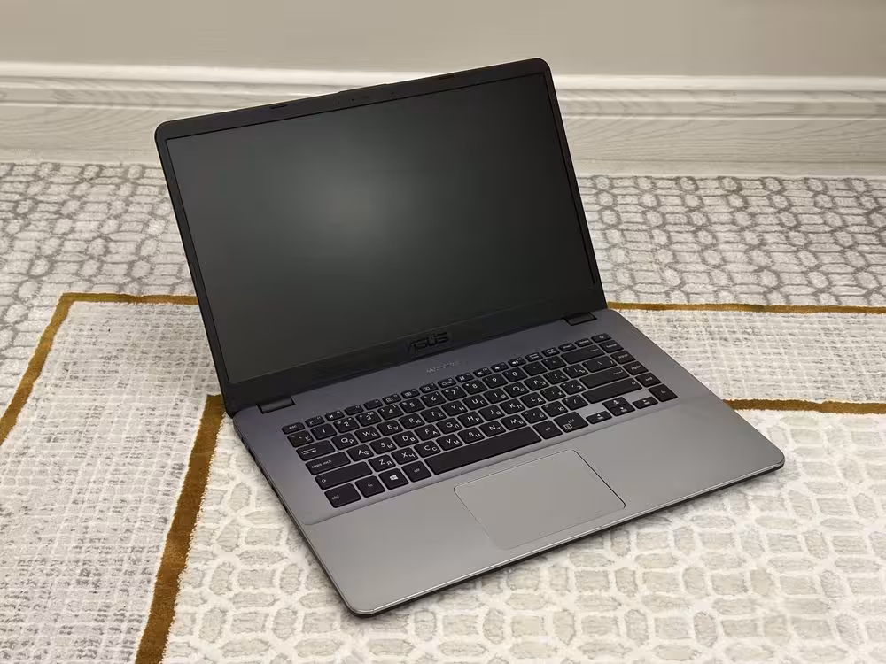 Ноутбук ASUS VivoBook 15 R3 / 8GB / SSD 256GB для работы и офиса! (2 / 6)