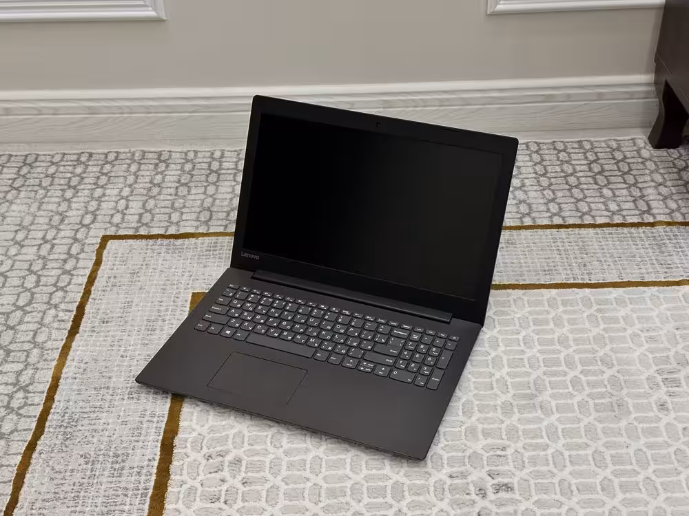 Ноутбук Lenovo Ideapad i3 / 8GB / SSD256GB для работы и игр! Срочно! (1 / 6)