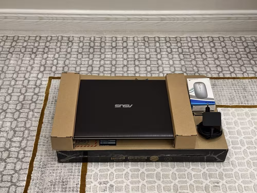 НОВЫЙ Ноутбук ASUS VivoBook Max для работы и бизнеса! Срочно! (1 / 6)