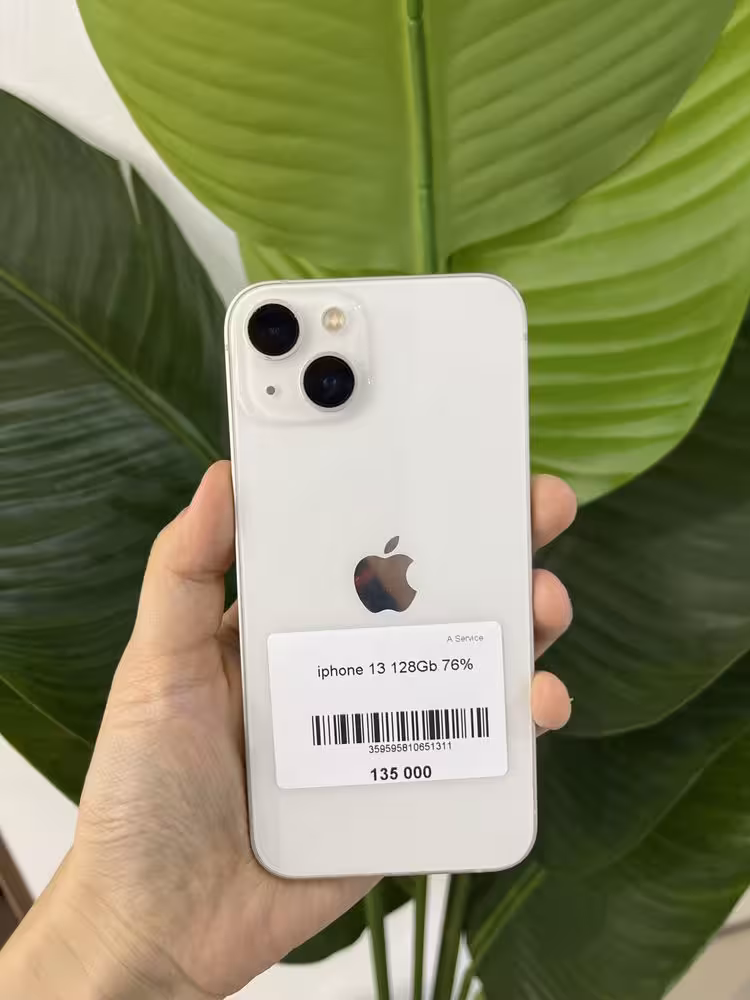iPhone 13 в идеальном состоянии (1 / 1)