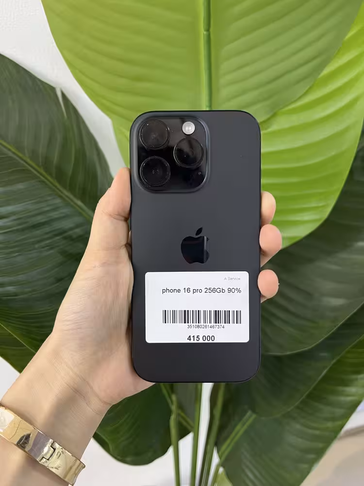 iPhone 16 pro в илеальном состоянии (1 / 1)