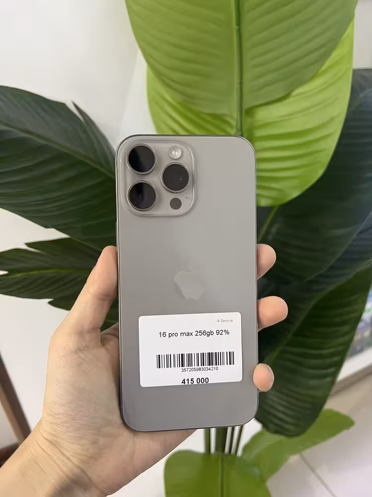 iPhone 16 pro max в идеaльном состоянии (1 / 1)