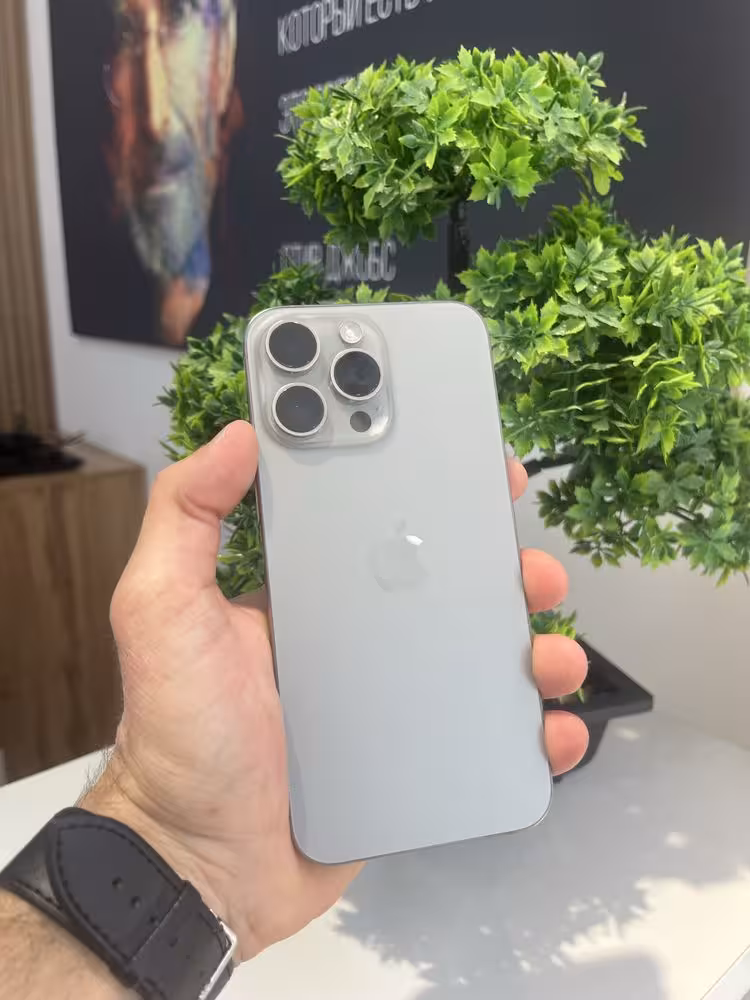 iphone 15 Pro Max в идеальном состоянии (1 / 2)