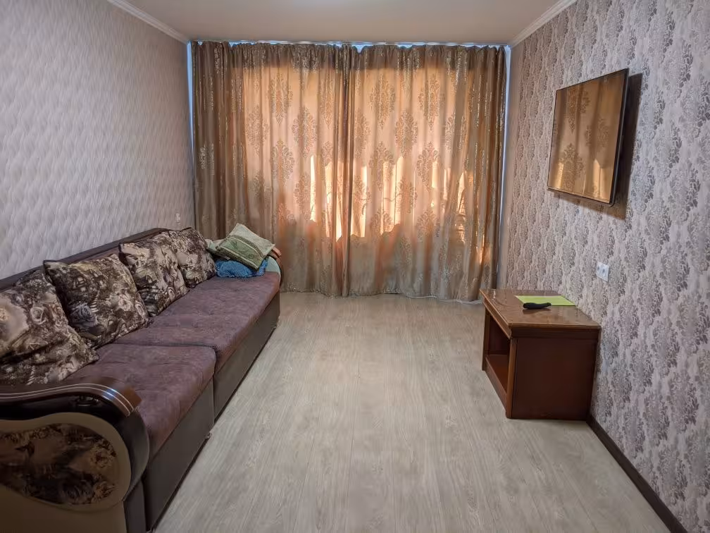 Светлая , просторная квартира по суточно, по часам/Пәтерлердің күнделі (2 / 11)