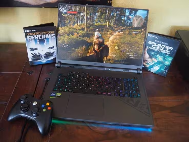 Asus Rog / Asus Zephryrus / Asus ROG SCAR / Asus TUF 2026 (1 / 8)