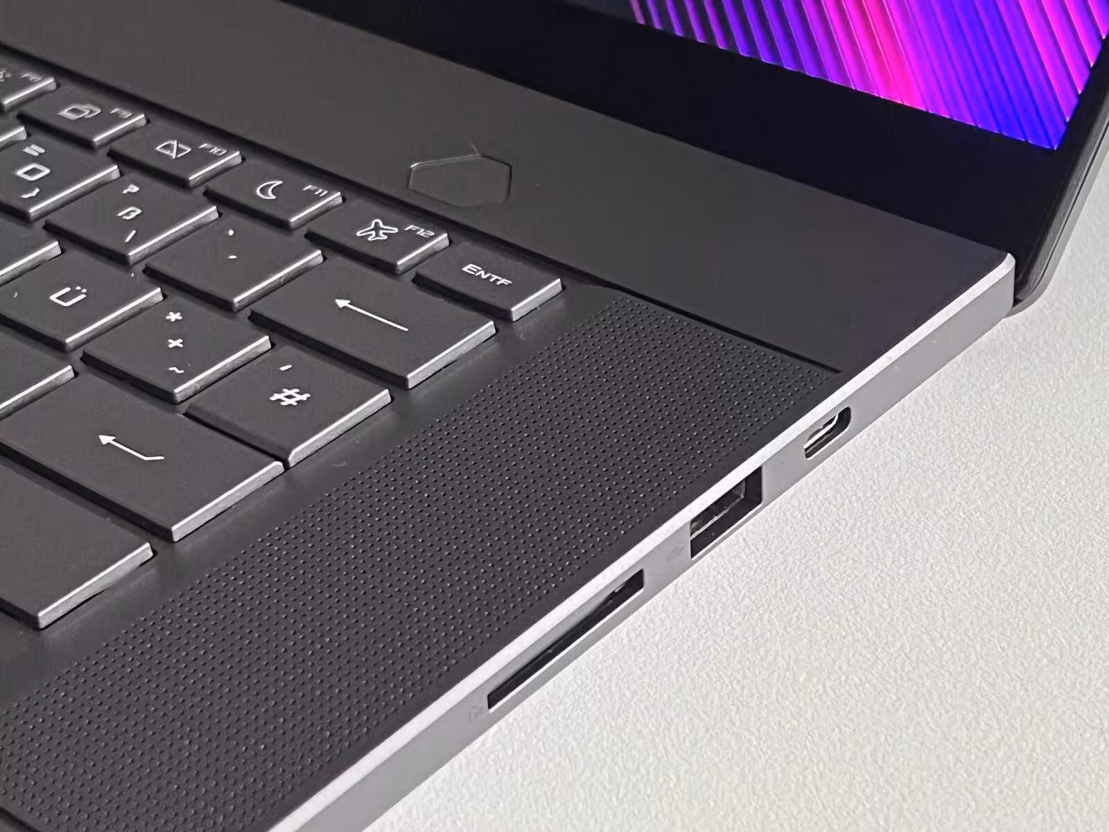 Игровые ноутбуки ASUS Rog Zephyrus G16 5060 / 5070 / 5070Ti / 5080 (5 / 5)