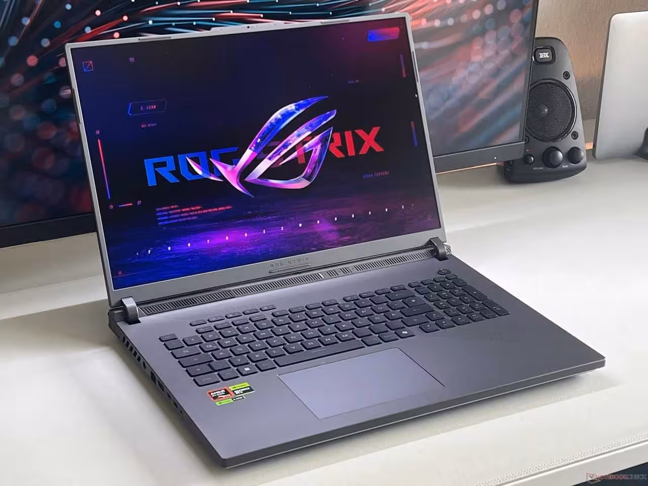 Игровые ноутбуки ASUS ROG STRIX G18 Ryzen 5060 / 5070 RTX 2026 (1 / 5)