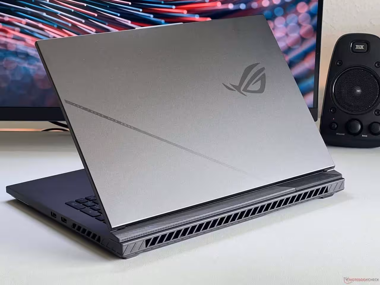 Игровые ноутбуки ASUS ROG STRIX G18 Ryzen 5060 / 5070 RTX 2026 (2 / 5)