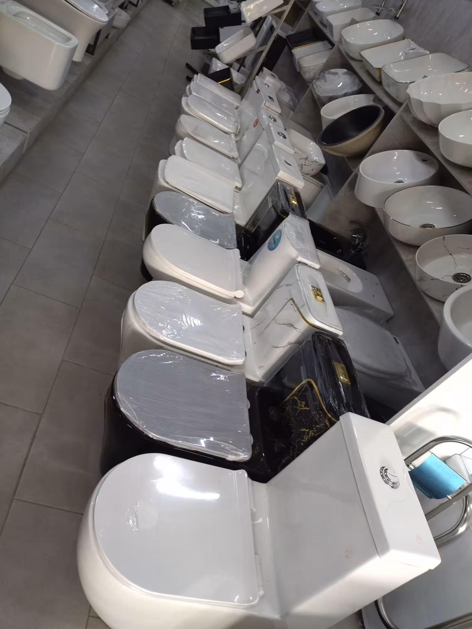 Унитаз напольный монолит (5 / 5)
