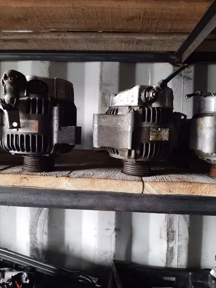 Генератор на Subaru Honda Mitsubishi Nissan Mazda (1 / 8)