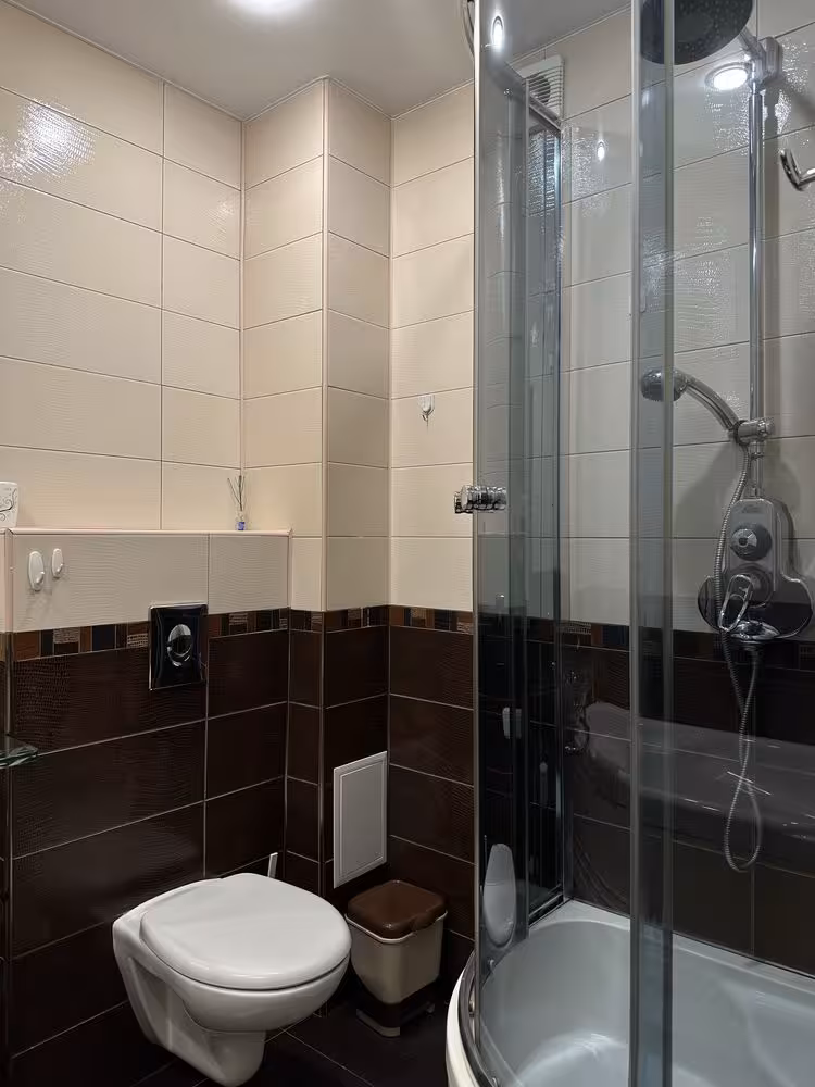 Сдам 1 кв, квартира - студия 42 кв.м (5 / 7)