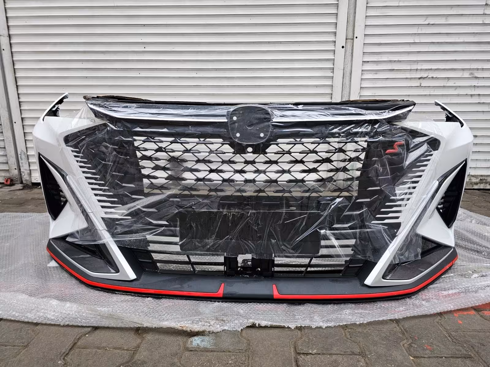 Передний и задний бампер changan x5 (2 / 7)