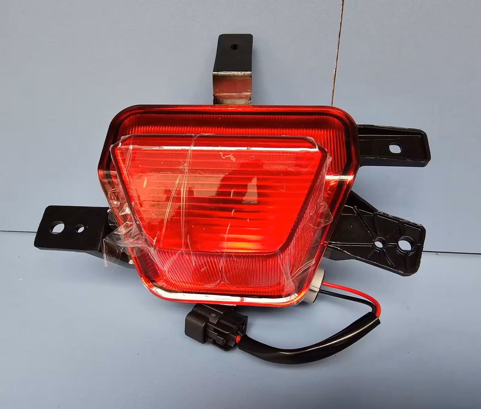 туманка в задний бампер changan cs55 plus (1 / 4)