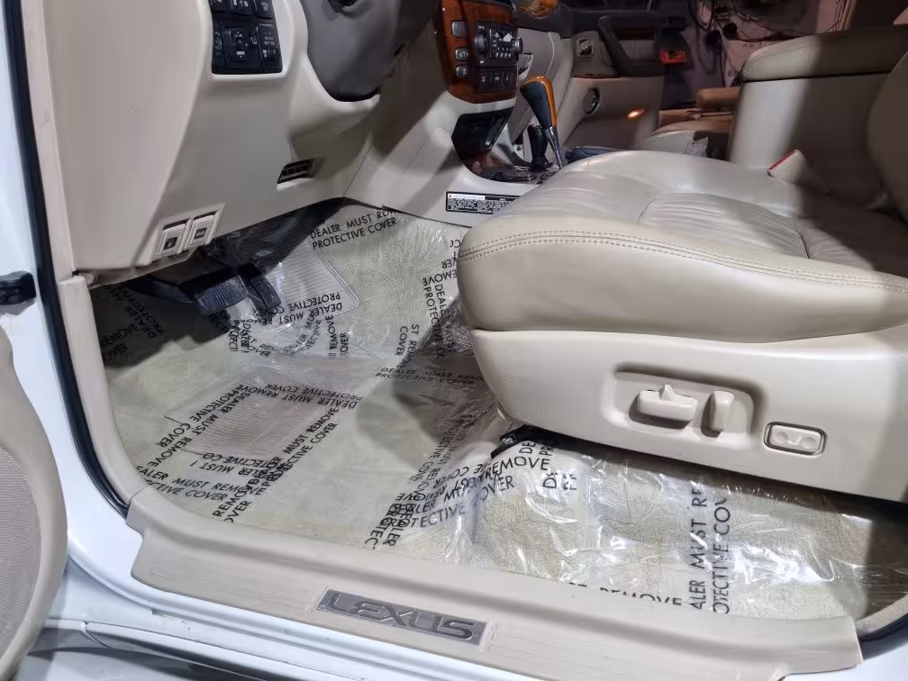 Бронь салона авто пластика и ковровых покрытий (6 / 8)