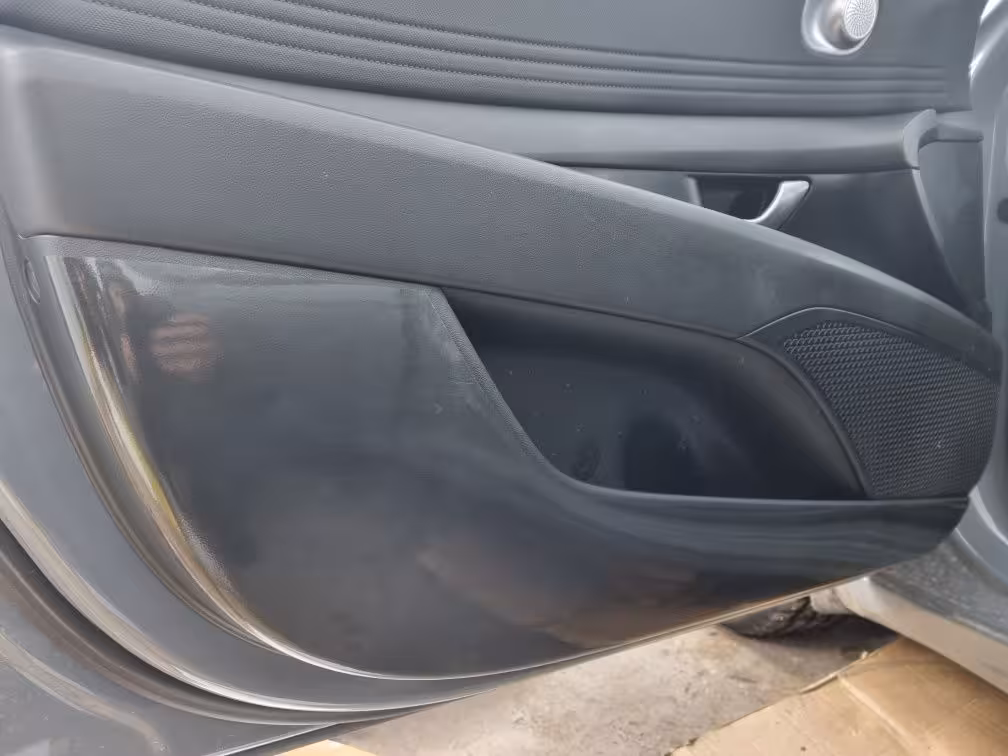 Бронь салона авто пластика и ковровых покрытий (7 / 8)