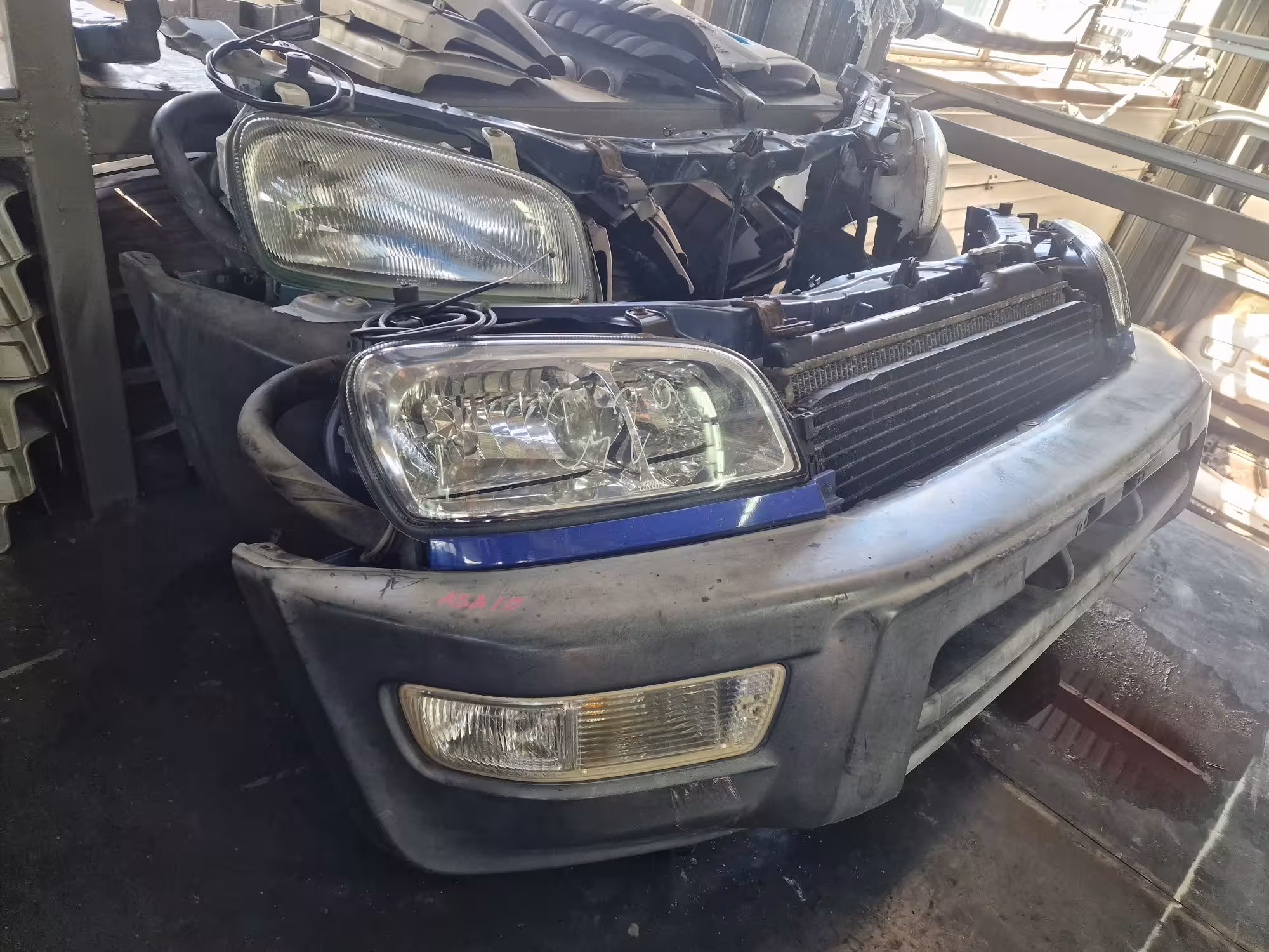 Носкат морда б/у оригинал Toyoya Rav4 (1 / 3)
