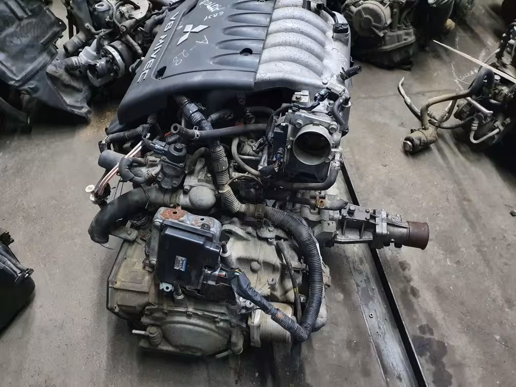 Двигатель 6B31 Mitsubishi (2 / 2)