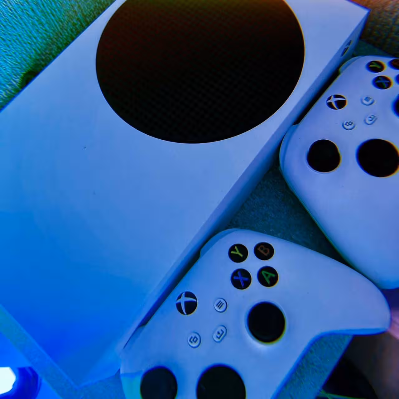 XBOX Series S 512Gb SSD + 2 оригинал геймпада \ магазин GAMEtop (4 / 8)