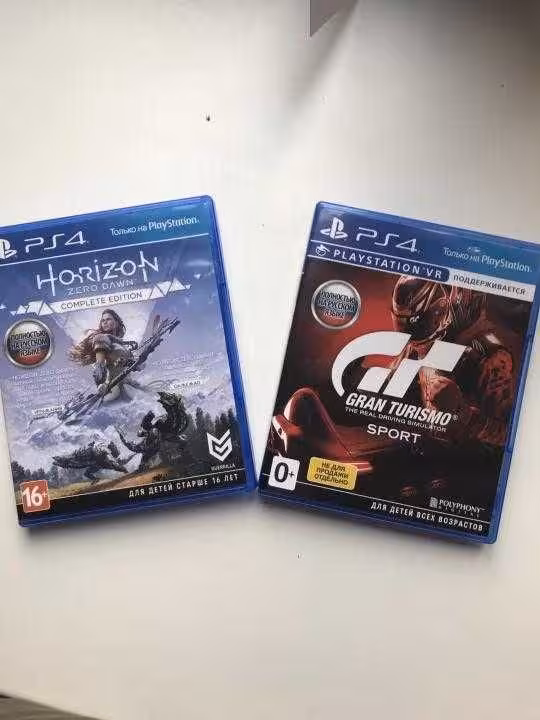 Sony PlayStation 4 Slim 500GB + Horizon Zero Dawn + Gran Turismo Sport (2 / 8)