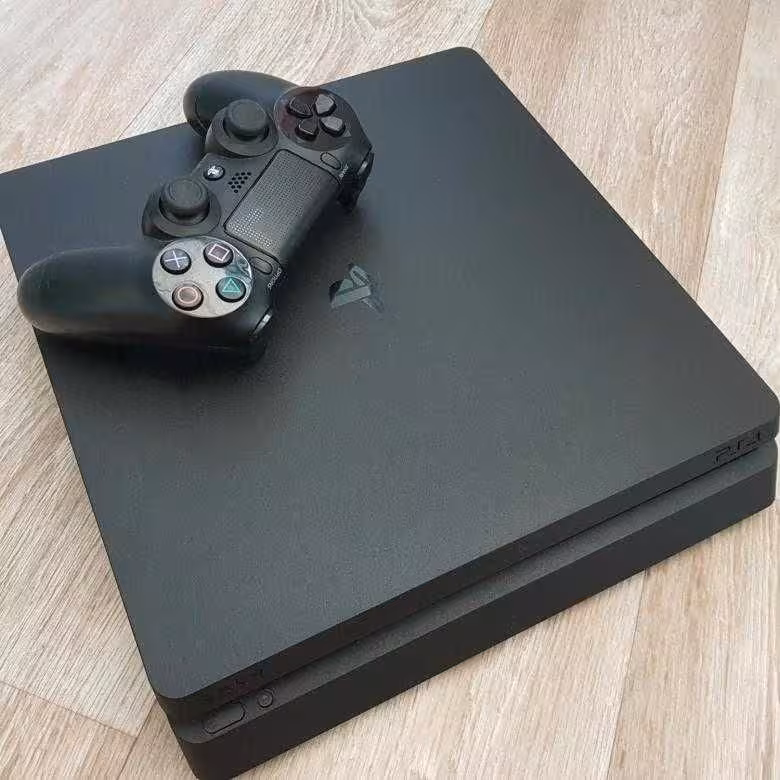 Sony PlayStation 4 Slim 500GB + Horizon Zero Dawn + Gran Turismo Sport (4 / 8)