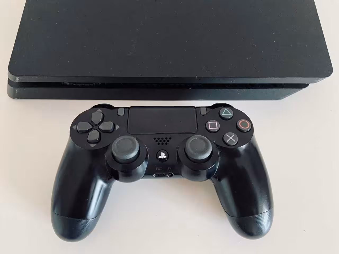 SONY PlayStation 4 PS4 1Tb + 3 диска \ магазин GAMEtop (5 / 8)