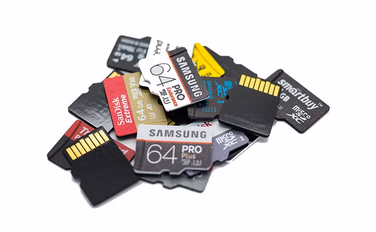 Карты памяти SD / micro SD с гарантией. (1 / 4)